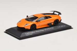 Lamborghini Murcielago LP670-4 SV Oranž Metallik Minichamps 1:43 400103942 Metall - pilt 2/5