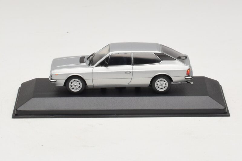 Lancia Beta HPE Hõbedane Minichamps 1:43 400125711 Metall