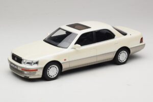 Lexus LS 400 XF10 Diamond White Pearl Otto 1:18 OT1277 Vaik