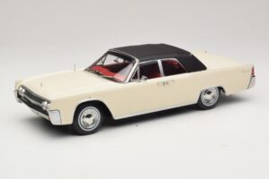 Lincoln Continental Convertible Valge John F. Kennedy KK-Scale 1:18 KKDC181523 Metall - pilt 2/7