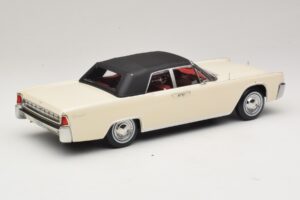 Lincoln Continental Convertible Valge John F. Kennedy KK-Scale 1:18 KKDC181523 Metall - pilt 3/7