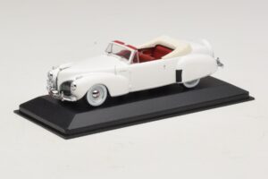 Lincoln Continental Kabriolett Valge Minichamps 1:43 400082501 Metall - pilt 2/5