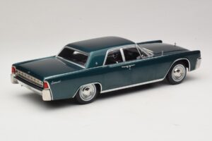 Lincoln Continental Tumeroheline Metallik Matrix Reloaded & Revolutions KK-Scale 1:18 KKDC181481 Metall - pilt 2/6