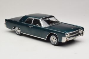 Lincoln Continental Tumeroheline Metallik Matrix Reloaded & Revolutions KK-Scale 1:18 KKDC181481 Metall - pilt 4/6