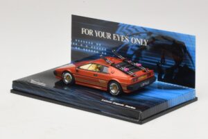 Lotus Esprit Turbo For Your Eyes Only Minichamps 1:43 400135260 Metall - pilt 4/6