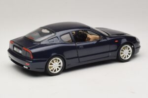 Maserati 3200 GT Sinine Bburago 1:18 3371-P1 Metall - pilt 3/8