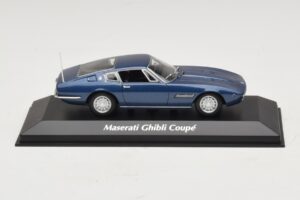 Maserati Ghibli Sinine Metallik Maxichamps 1:43 940123321 Metall