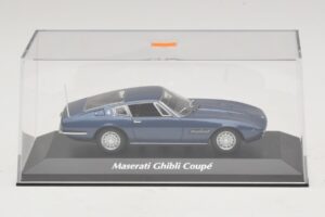 Maserati Ghibli Sinine Metallik Maxichamps 1:43 940123321 Metall - pilt 4/5