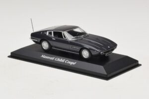 Maserati Ghibli Pruun Metallik Maxichamps 1:43 940123320 Metall - pilt 3/5