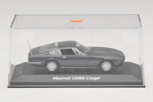 Maserati Ghibli Pruun Metallik Maxichamps 1:43 940123320 Metall - pilt 4/5