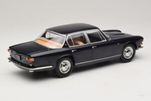 Maserati Quattroporte I Tumesinine KK-Scale 1:18 KKDC181513 Metall - pilt 2/6
