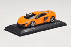 McLaren 675LT Oranž Minichamps 1:43 537154421 Metall - pilt 2/5