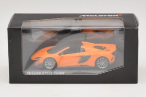 McLaren 675LT Spider Oranž Minichamps 1:43 537154431 Metall - pilt 5/5