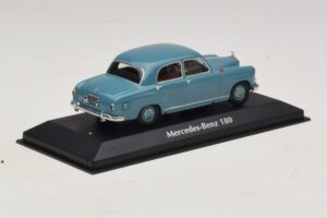 Mercedes 180 W120 Sinine Maxichamps 1:43 940033102 Metall - pilt 2/5