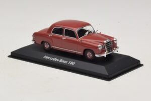 Mercedes 180 W120 Punane Maxichamps 1:43 940033101 Metall - pilt 3/5