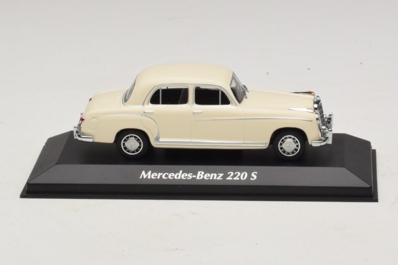 Mercedes 220 S W180 Valge Maxichamps 1:43 940033000 Metall