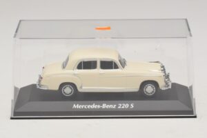 Mercedes 220 S W180 Valge Maxichamps 1:43 940033000 Metall - pilt 4/5