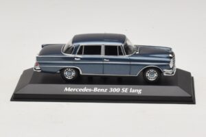 Mercedes 300 SE W112 Lang Sinine Metallik Maxichamps 1:43 940035200 Metall