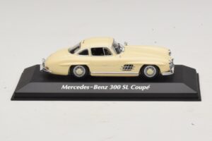 Mercedes 300 SL W198 Valge Maxichamps 1:43 940039002 Metall