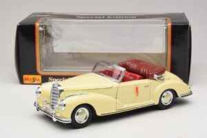 Mercedes 300S Kreemikas Maisto 1:18 31806 Metall - pilt 8/8