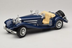 Mercedes 500K Roadster Sinine Bburago 1:20 3070 Metall - pilt 2/8