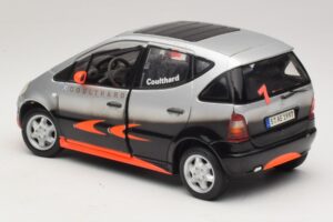 Mercedes A-Class W168 D. Coulthard Hõbe Maisto 1:18 35841 Metall - pilt 7/8