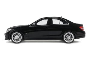 Mercedes C63 AMG W204 Brabus B63S Obsidian Black GT Spirit 1:18 GT582 Vaik - pilt 3/5