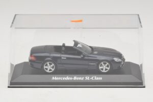 Mercedes SL R230 Sinine Metallik Maxichamps 1:43 940037531 Metall - pilt 4/5