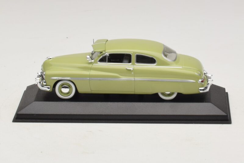 Mercury Monterey Heleroheline Minichamps 1:43 Mercury Monterey Heleroheline Minichamps 1:43 400082402 Metall