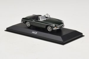 MG MGB Mk1 Roheline Maxichamps 1:43 940131031 Metall - pilt 3/5