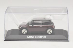 Mini Cooper S R53 Tumepunane Musta Katusega Minichamps 1:43 MINI028 Metall - pilt 4/5