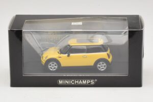 Mini Cooper S R53 Liquid Yellow Panoraamkatusega Minichamps 1:43 MINI013 Metall - pilt 4/4