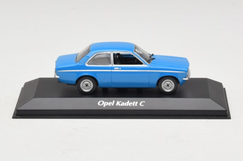 Opel Kadett C Sinine Maxichamps 1:43 940045601 Metall