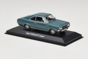 Opel Rekord C Kupee Sinine Maxichamps 1:43 940046121 Metall - pilt 3/5