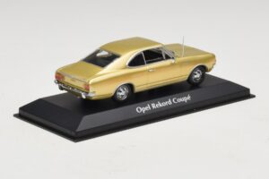 Opel Rekord C Kupee Kuldne Maxichamps 1:43 940046120 Metall - pilt 2/5