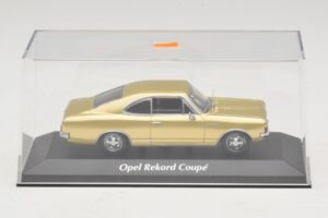 Opel Rekord C Kupee Kuldne Maxichamps 1:43 940046120 Metall - pilt 4/5