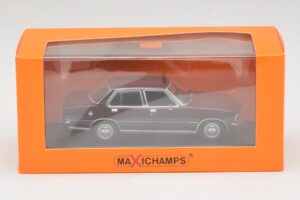 Opel Rekord D Tumepunane Maxichamps 1:43 940044000 Metall - pilt 5/5
