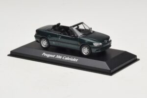 Peugeot 306 Kabriolett Roheline Metallik Maxichamps 1:43 940112833 Metall - pilt 3/5