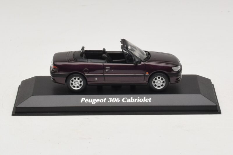 Peugeot 306 Kabriolett Lilla Metallik Maxichamps 1:43 940112834 Metall