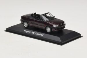 Peugeot 306 Kabriolett Lilla Metallik Maxichamps 1:43 940112834 Metall - pilt 3/5