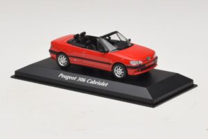 Peugeot 306 Kabriolett Punane Maxichamps 1:43 940112830 Metall - pilt 3/5