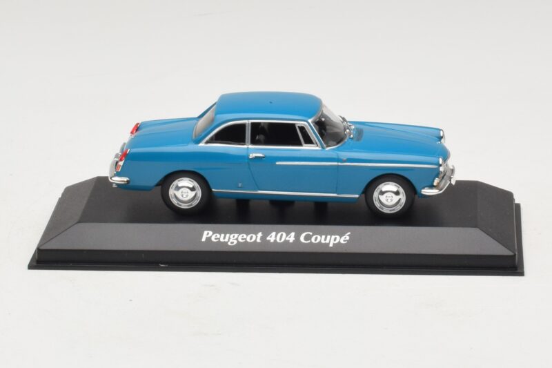 Peugeot 404 Kupee Sinine Maxichamps 1:43 940112921 Metall
