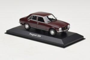 Peugeot 504 Tumepunane Maxichamps 1:43 940112500 Metall - pilt 3/5