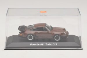 Porsche 911 930 Turbo 3.3 Pruun Maxichamps 1:43 940069001 Metall - pilt 4/5