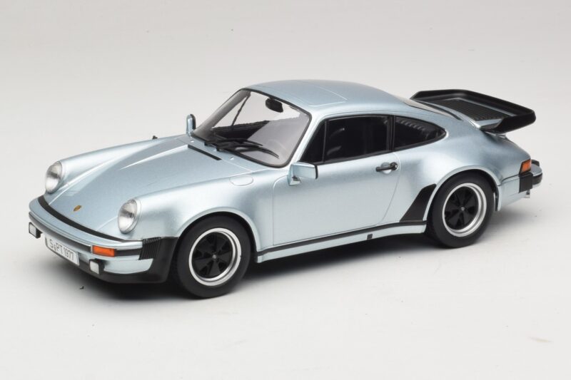 Porsche 911 930 Turbo 3.3 Hõbe KK-Scale 1:18 KKDC181444 Metall