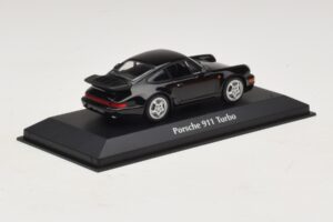 Porsche 911 964 Turbo Must Maxichamps 1:43 940069101 Metall - pilt 2/5