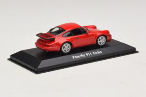 Porsche 911 964 Turbo Punane Maxichamps 1:43 940069102 Metall - pilt 2/5