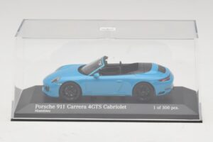 Porsche 911 991.1 Carrera 4 GTS Kabriolett Sinine Minichamps 1:43 410067332 Metall - pilt 4/5