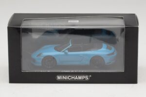 Porsche 911 991.1 Carrera 4 GTS Kabriolett Sinine Minichamps 1:43 410067332 Metall - pilt 5/5