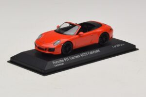 Porsche 911 991.1 Carrera 4 GTS Kabriolett Oranž Minichamps 1:43 410067331 Metall - pilt 2/5